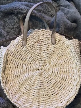 Round Woven Tote in Cream with Taupe Handles